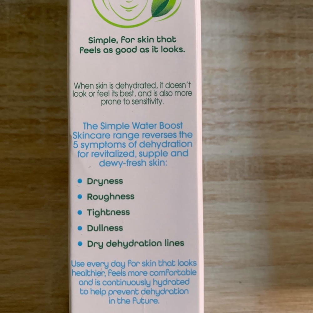 Simple Hydrating Booster - Picture 5 of 5